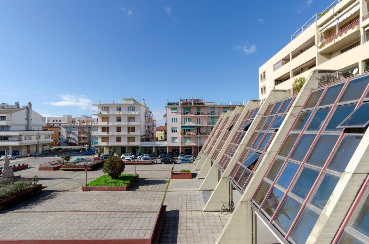 ססטרי לבאנטה Joivy Spacious Apt For 6, Near Train Station And Beach מראה חיצוני תמונה